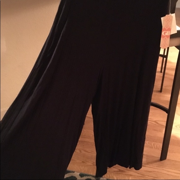 Lightly Ribbed GB Culotte Pants - Picture 11 of 16